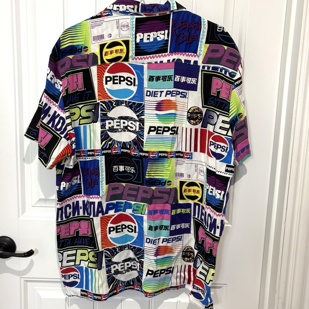 Forever 21 Pepsi Retro Neon Button Up Shirt Men's Small All Over Print EUC - Picture 2 of 8